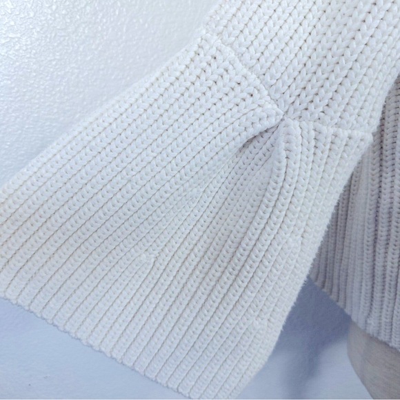 Elizabeth and James Sweater with Bell Sleeves - Picture 4 of 6